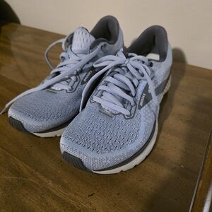 Brooks Women's Running Shoes - Light Blue